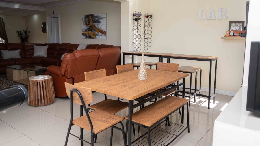 3 Bedroom Property for Sale in Lovemore Park Eastern Cape